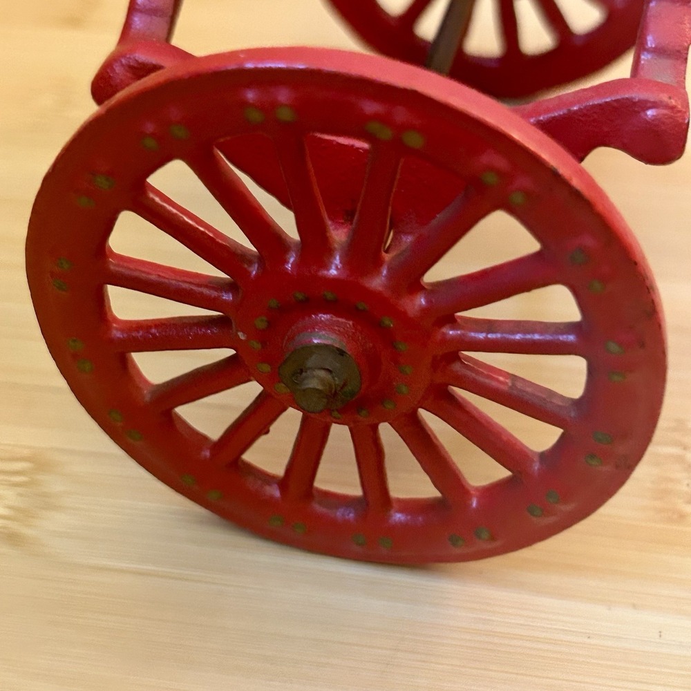 Vintage Cast Iron 3 Horse Fire Pumper Wagon Toy Three HORSES + HITCH ONLY - Picture 7 of 11